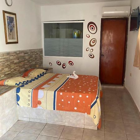Catia La Mar Hotel Brisas Del Mar 2022 מראה חיצוני תמונה