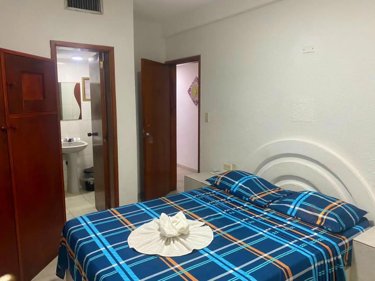 Catia La Mar Hotel Brisas Del Mar 2022 מראה חיצוני תמונה